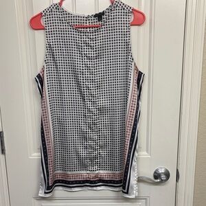 Ann Taylor Stylish Black and White Sleeveless Top